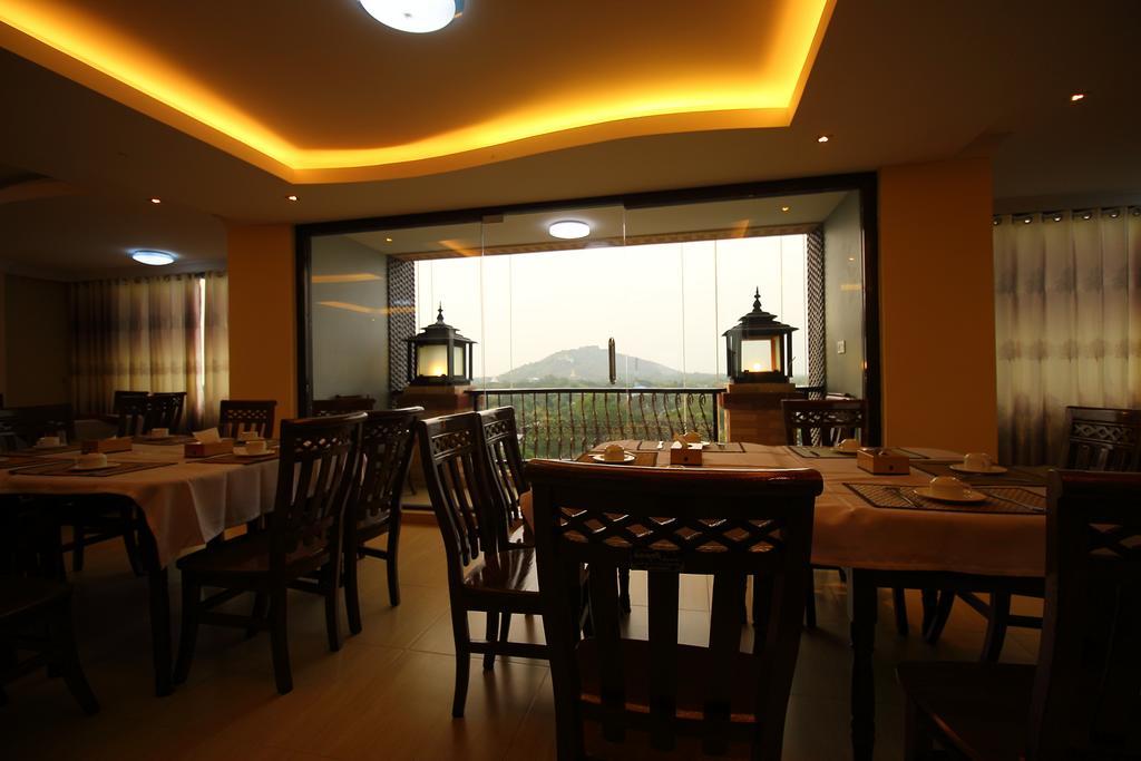 Hotel United Mandalay Buitenkant foto