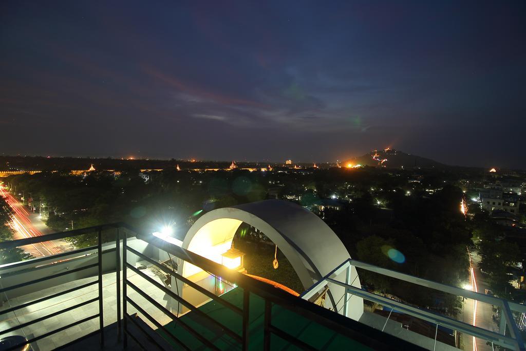 Hotel United Mandalay Buitenkant foto