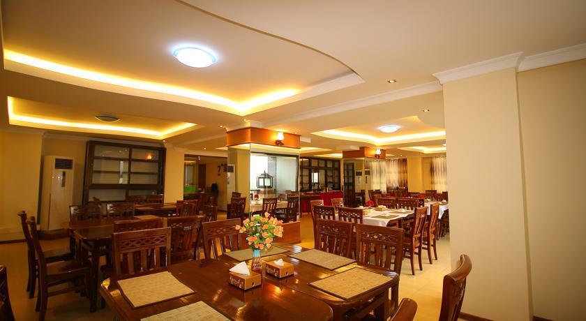 Hotel United Mandalay Buitenkant foto