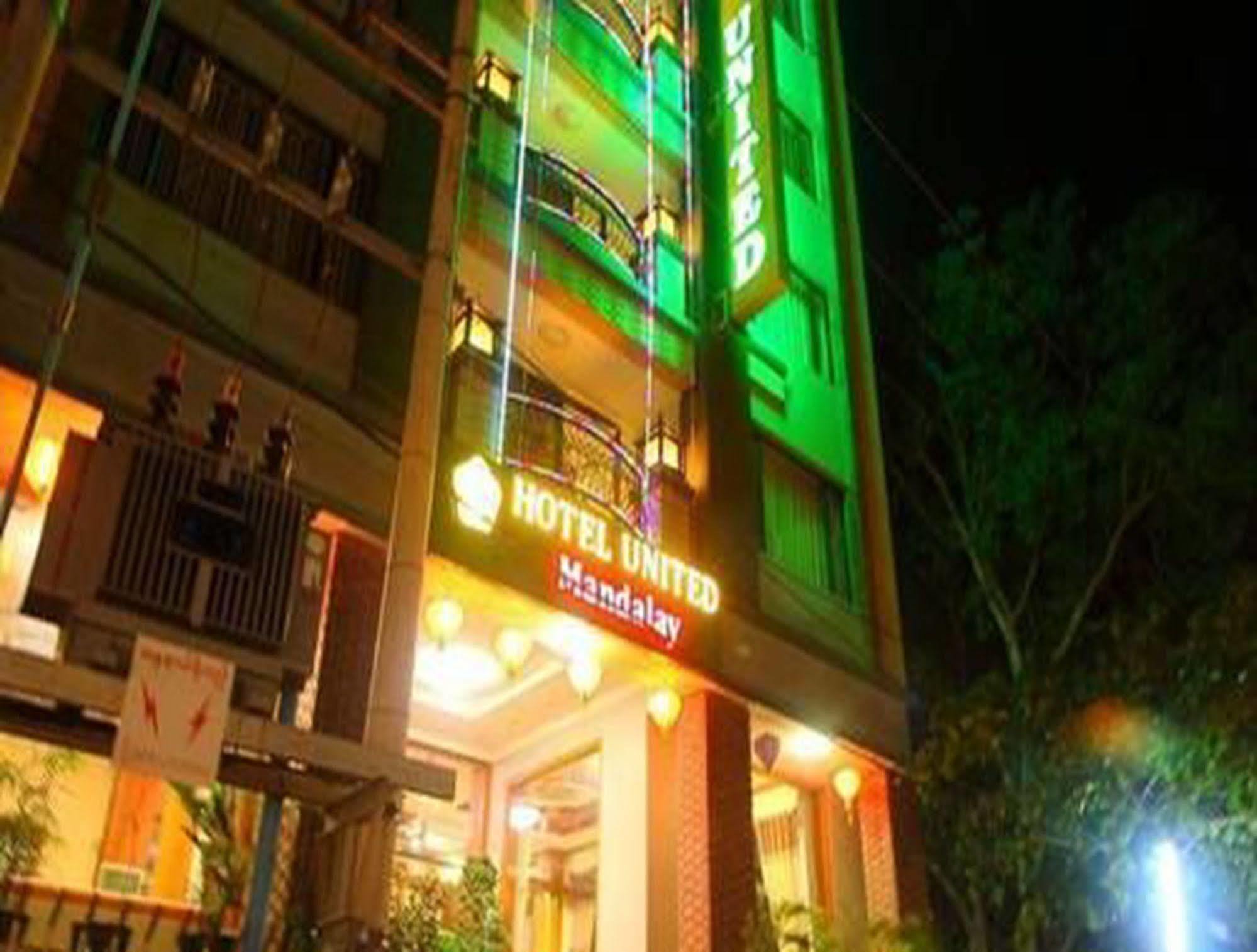 Hotel United Mandalay Buitenkant foto