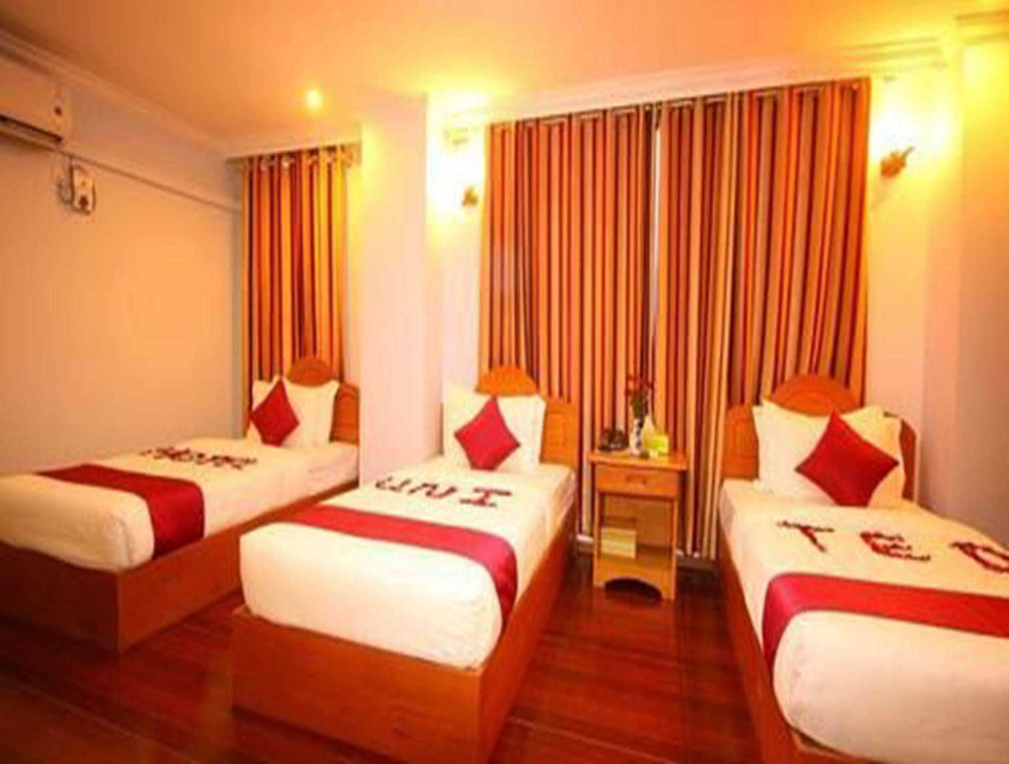 Hotel United Mandalay Buitenkant foto